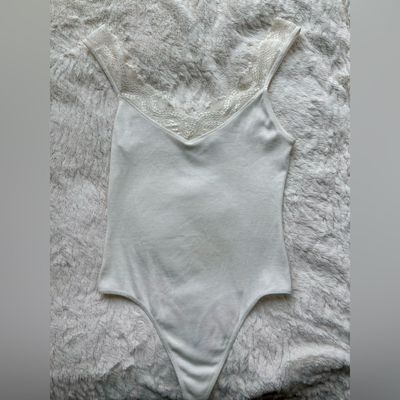 Little Moon Calanthe Bodysuit - Picture 2 of 9